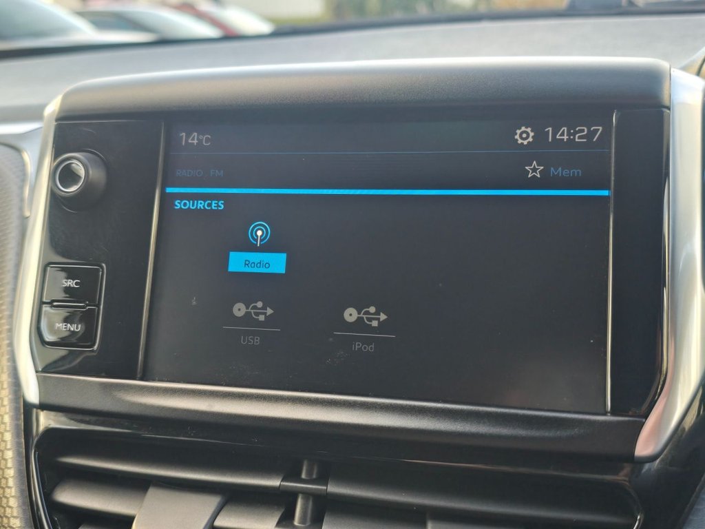 Used Peugeot 2008 2017 for sale - 76867417: Photo 16