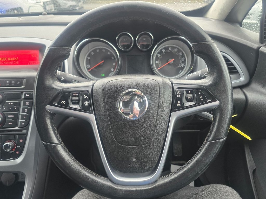 Used Vauxhall Astra GTC 2014 for sale - 77275651: Photo 15