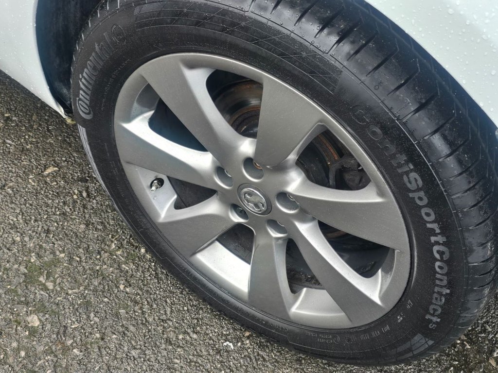 Used Vauxhall Astra GTC 2014 for sale - 77275651: Photo 6