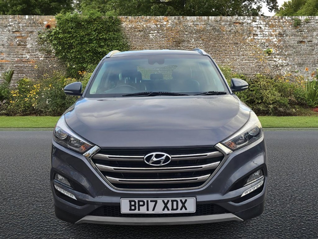 Used Hyundai TUCSON 2017 for sale - 77642329: Photo 2