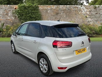 Used Citroen C4 Picasso 2016 for sale - 77734231: Photo