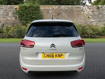 Used Citroen C4 Picasso 2016 for sale - 77734231: Photo