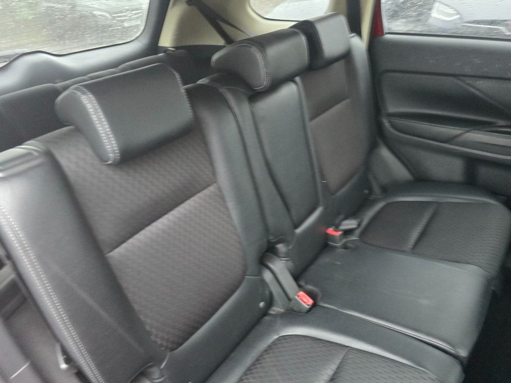 Used Mitsubishi Outlander 2015 for sale - 76740172: Photo 12
