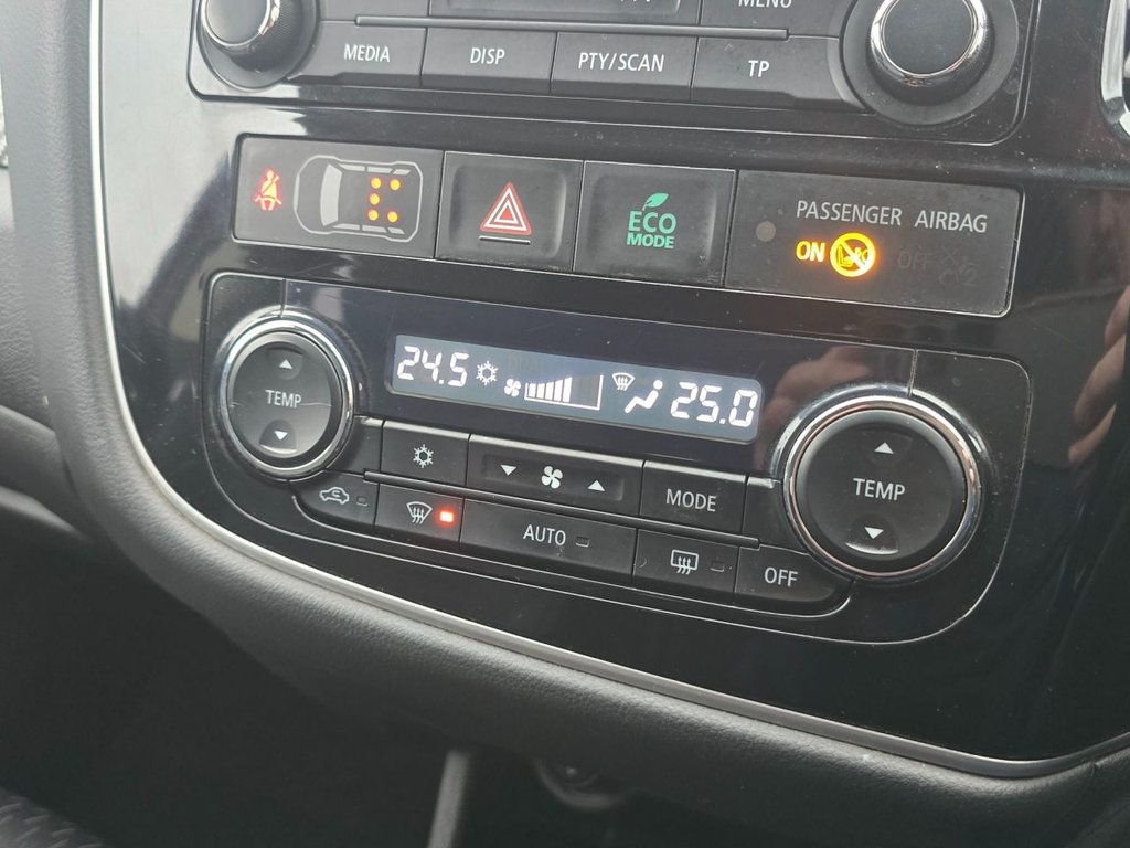 Used Mitsubishi Outlander 2015 for sale - 76740172: Photo 15