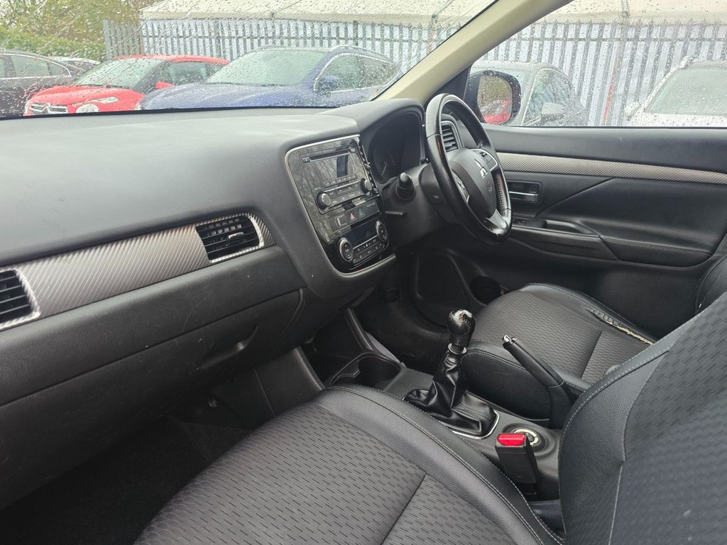 Used Mitsubishi Outlander 2015 for sale - 76740172: Photo 9