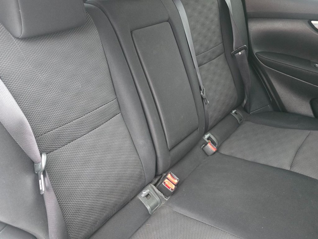 Used Nissan Qashqai 2015 for sale - 76558629: Photo 10