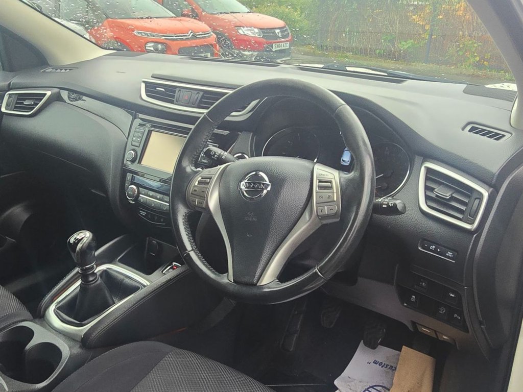 Used Nissan Qashqai 2015 for sale - 76558629: Photo 11