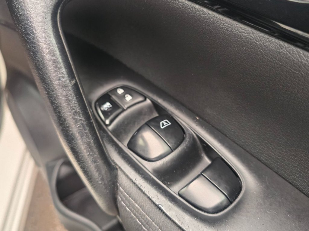 Used Nissan Qashqai 2015 for sale - 76558629: Photo 13