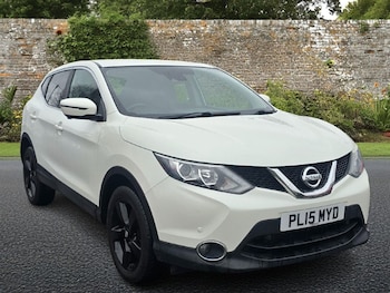 Used Nissan Qashqai 2015 for sale - 76558629: Photo
