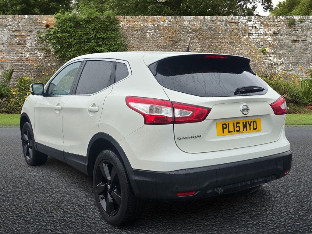 Used Nissan Qashqai 2015 for sale - 76558629: Photo 4