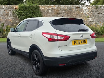 Used Nissan Qashqai 2015 for sale - 76558629: Photo
