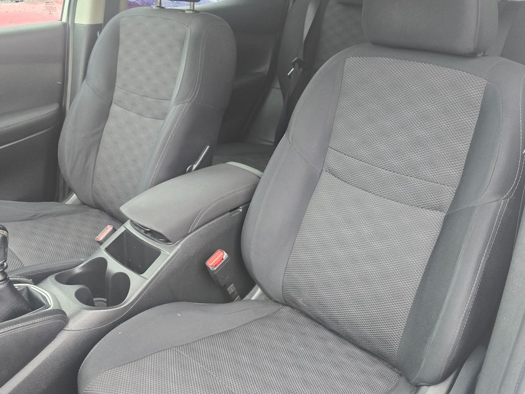 Used Nissan Qashqai 2015 for sale - 76558629: Photo 9