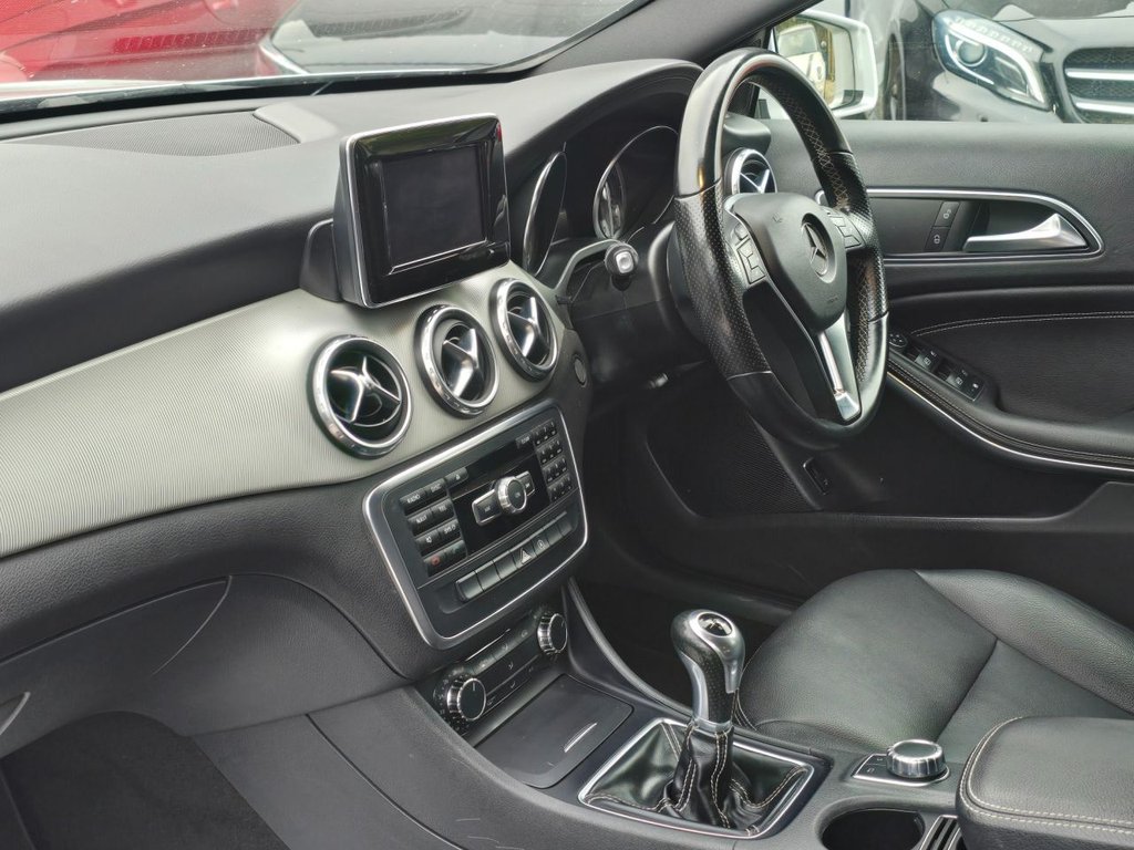 Used Mercedes-Benz A-Class 2015 for sale - 76068370: Photo 11