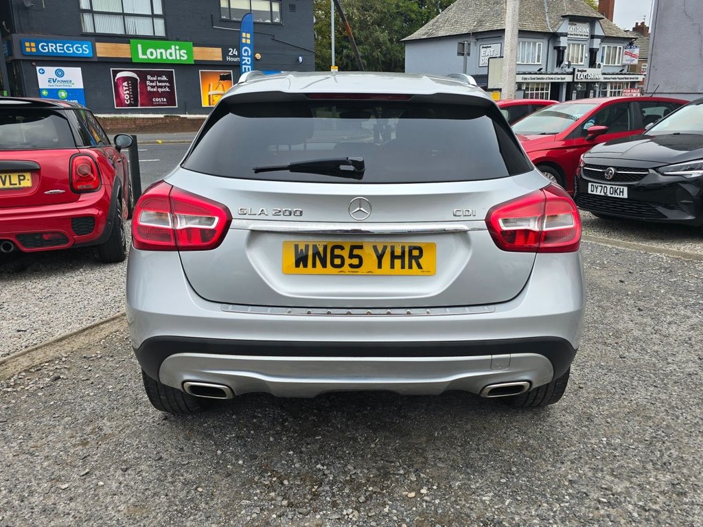 Used Mercedes-Benz A-Class 2015 for sale - 76068370: Photo 5