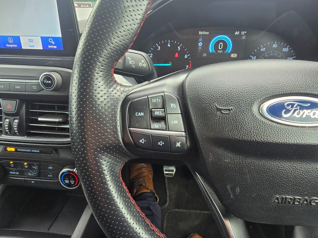 Used Ford Focus 2020 for sale - 76406902: Photo 20