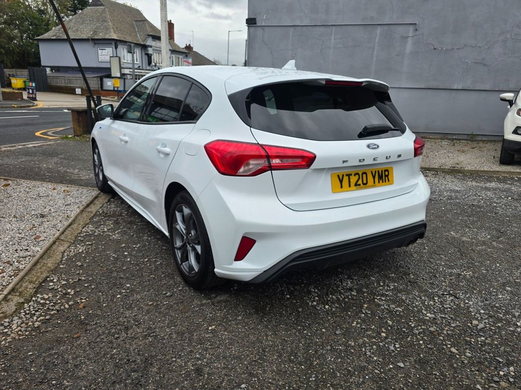 Used Ford Focus 2020 for sale - 76406902: Photo 4