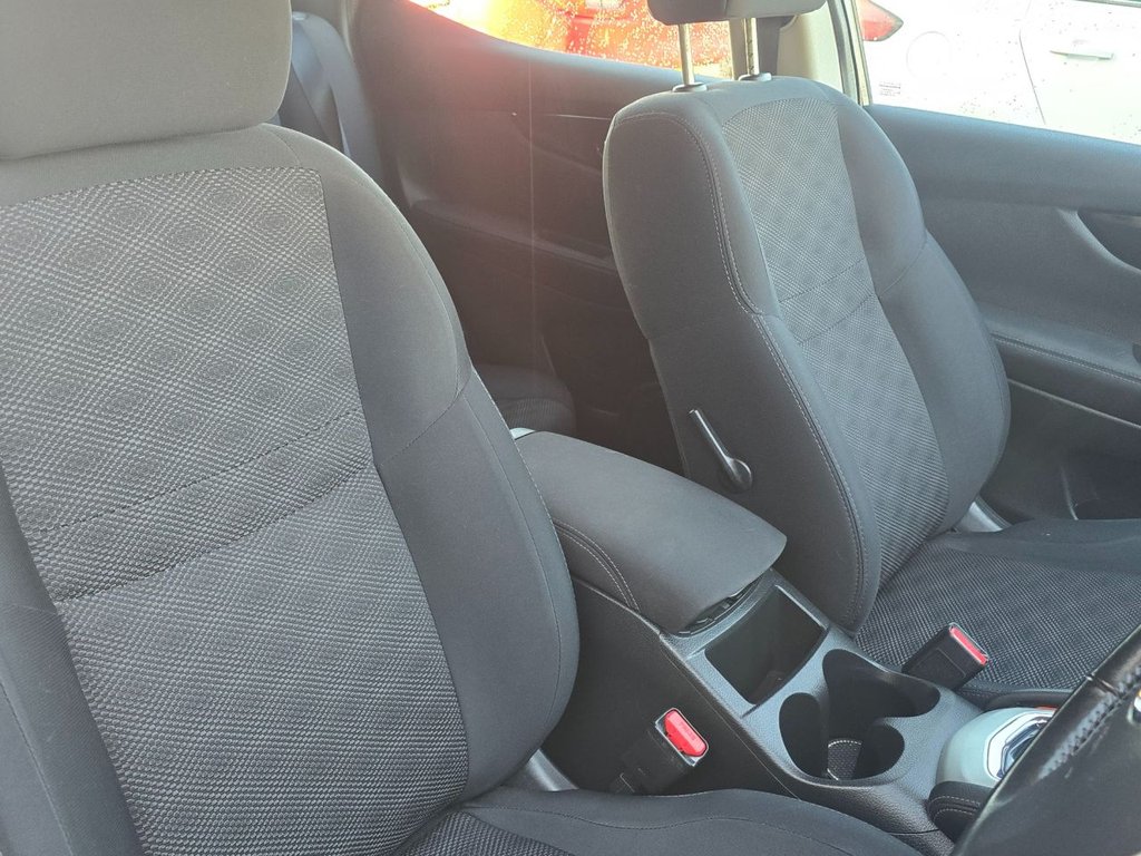 Used Nissan Qashqai 2016 for sale - 76655474: Photo 13