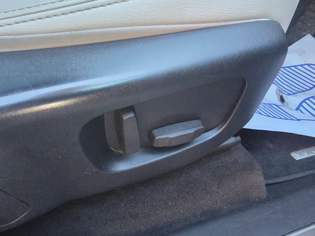 Used Land Rover Range Rover Velar 2017 for sale - 76570562: Photo 17