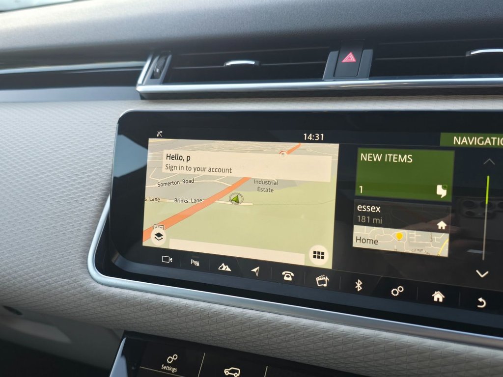 Used Land Rover Range Rover Velar 2017 for sale - 76570562: Photo 22