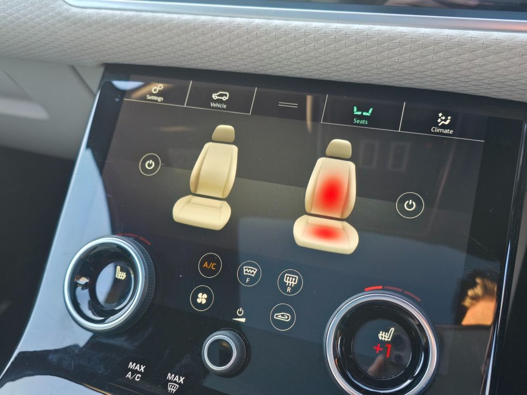 Used Land Rover Range Rover Velar 2017 for sale - 76570562: Photo 24