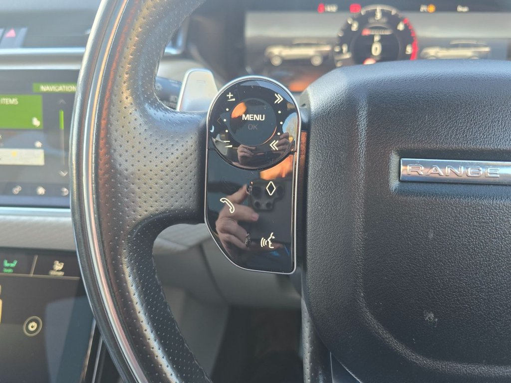 Used Land Rover Range Rover Velar 2017 for sale - 76570562: Photo 26