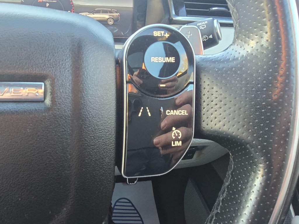 Used Land Rover Range Rover Velar 2017 for sale - 76570562: Photo 27