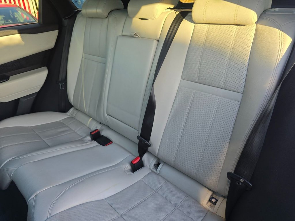 Used Land Rover Range Rover Velar 2017 for sale - 76570562: Photo 9