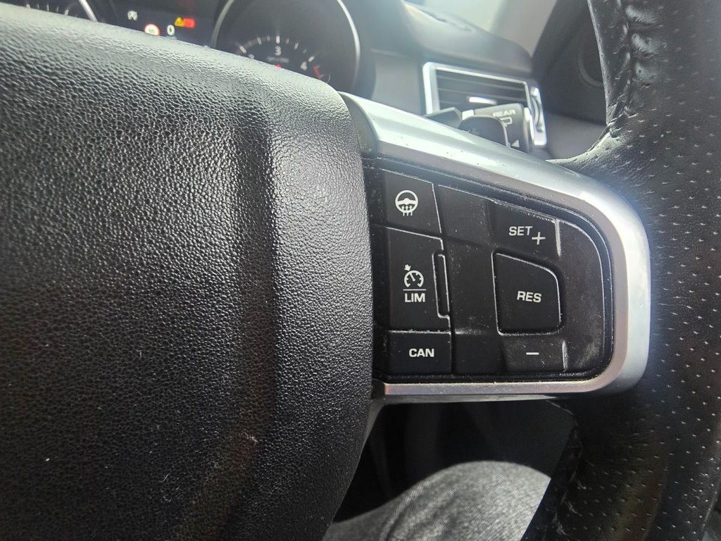 Used Land Rover Discovery Sport 2018 for sale - 77275763: Photo 24