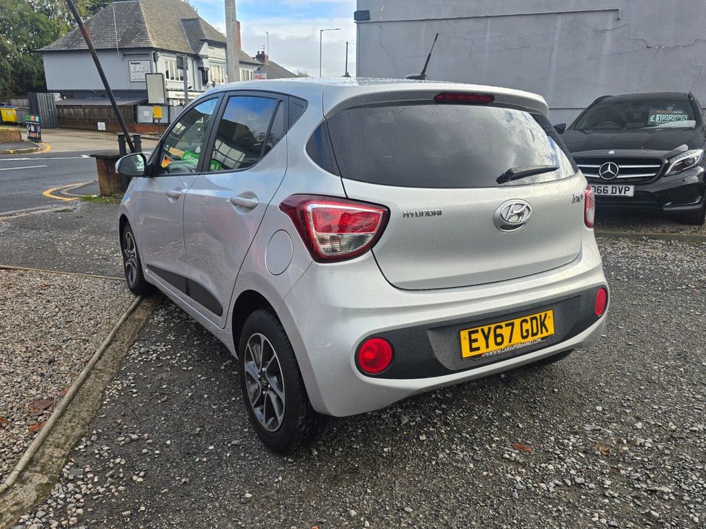 Used Hyundai i10 2017 for sale - 77890844: Photo 4