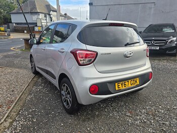 Used Hyundai i10 2017 for sale - 77890844: Photo