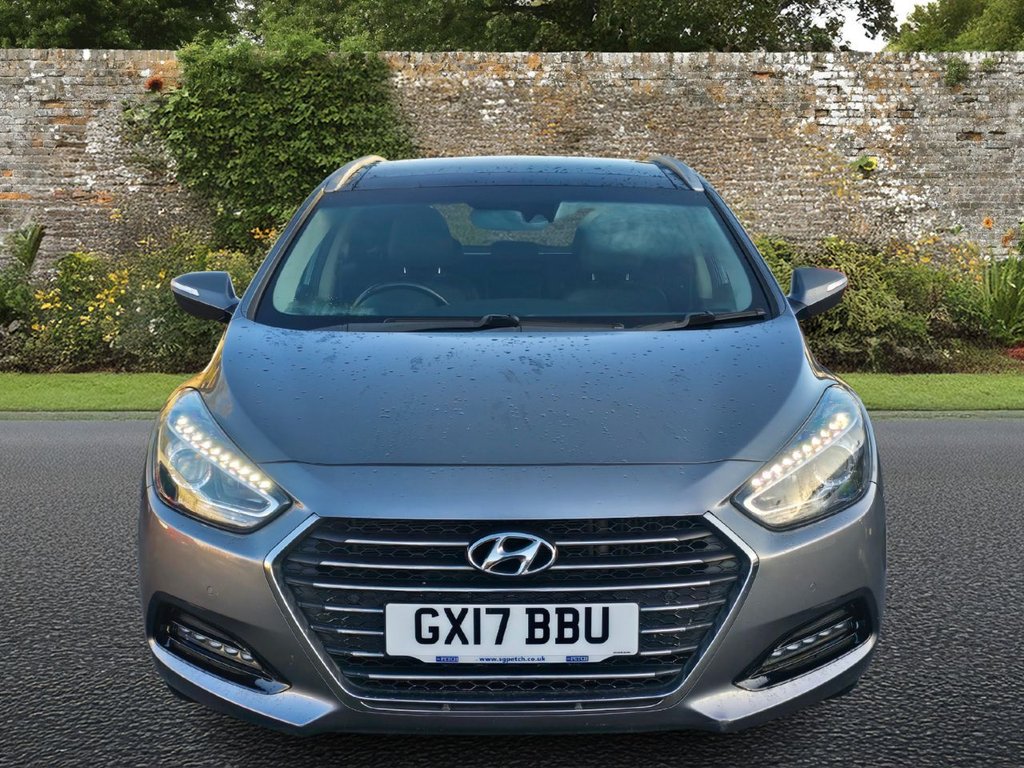 Used Hyundai i40 2017 for sale - 76820633: Photo 2