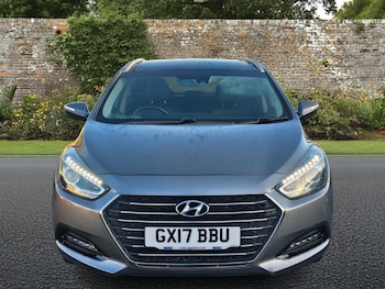 Used Hyundai i40 2017 for sale - 76820633: Photo