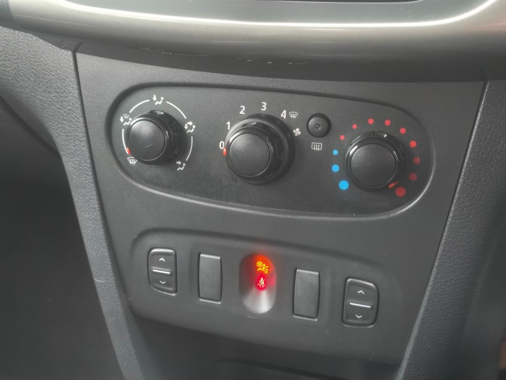 Used Dacia Sandero Stepway 2014 for sale - 76558551: Photo 13