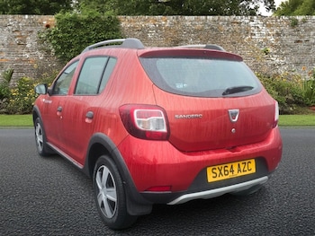 Used Dacia Sandero Stepway 2014 for sale - 76558551: Photo
