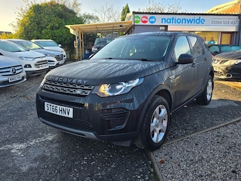 Used Land Rover Discovery Sport 2016 for sale - 76535487: Photo