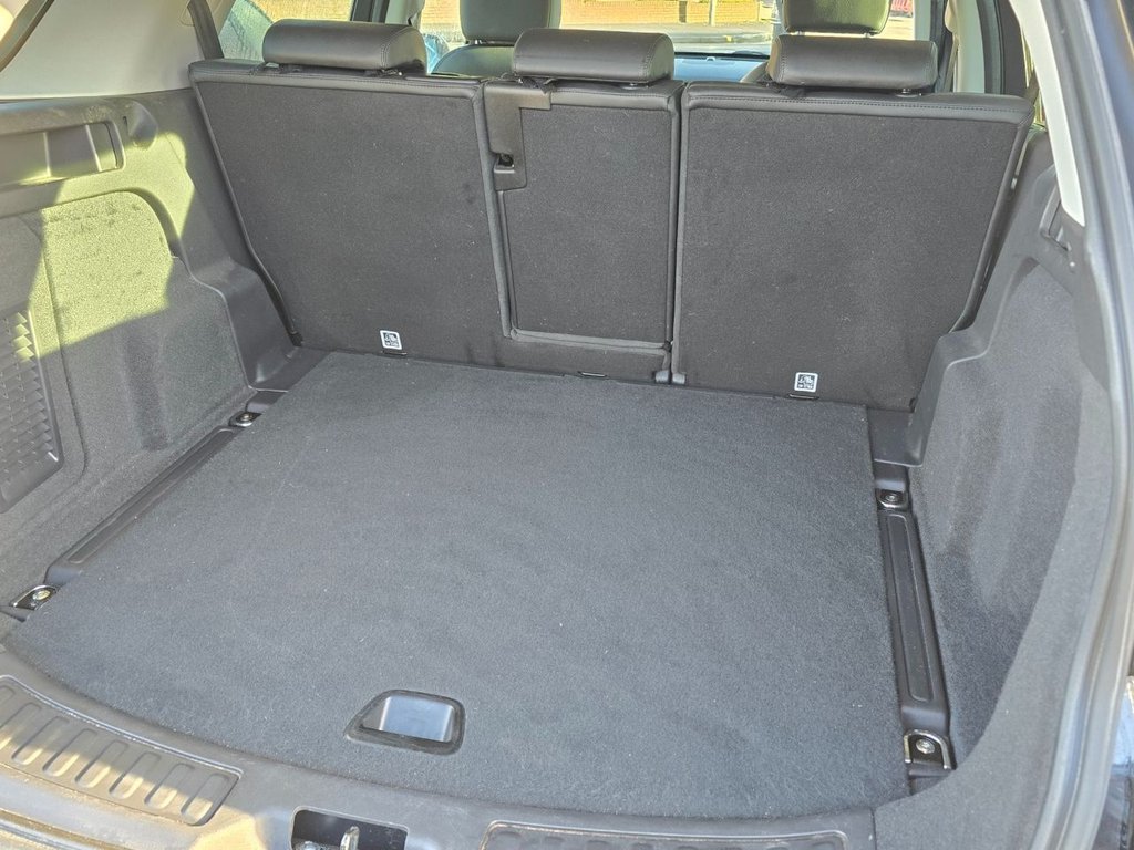 Used Land Rover Discovery Sport 2016 for sale - 76535487: Photo 7