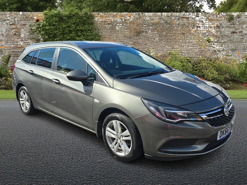 Used Vauxhall Astra 2022 for sale - 76724236: Photo 1