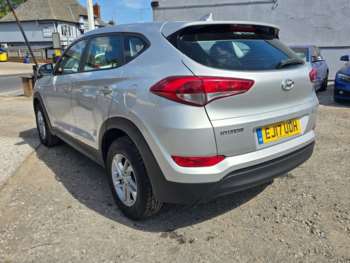 Used Hyundai TUCSON 2017 for sale - 74390801: Photo