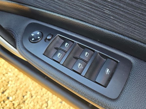 Used BMW 1 Series 2011 for sale - 75444458: Photo 15