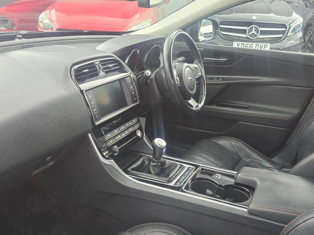 Used Jaguar XE 2016 for sale - 76416945: Photo 10