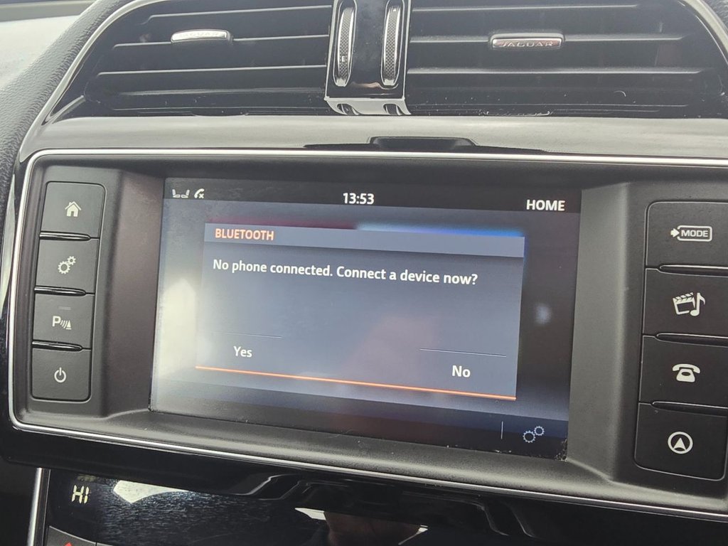 Used Jaguar XE 2016 for sale - 76416945: Photo 20