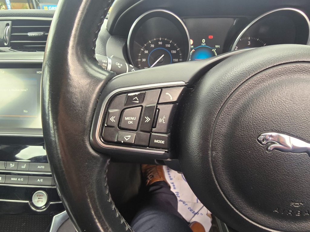 Used Jaguar XE 2016 for sale - 76416945: Photo 23