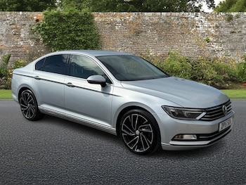 Used Volkswagen Passat 2015 for sale - 79334249: Photo