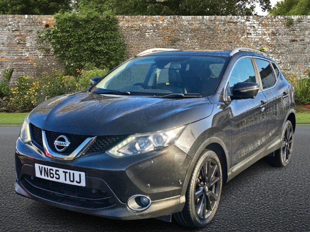 Used Nissan Qashqai 2015 for sale - 77275848: Photo 3