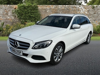 Used Mercedes-Benz C Class 2016 for sale - 77905319: Photo