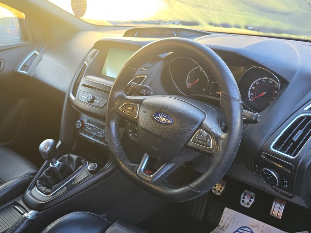 Used Ford Focus 2015 for sale - 76725069: Photo 13