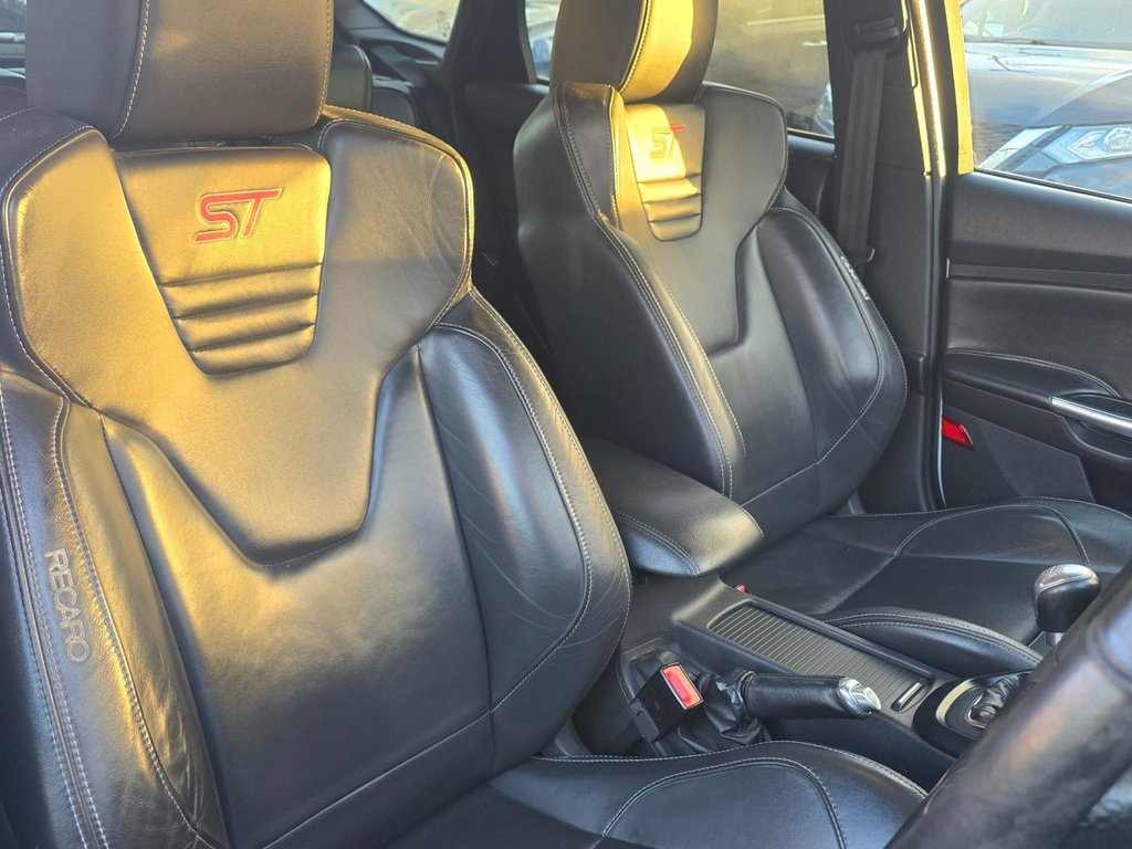 Used Ford Focus 2015 for sale - 76725069: Photo 14