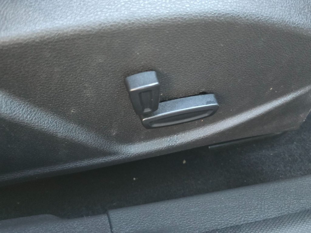 Used Ford Focus 2015 for sale - 76725069: Photo 16