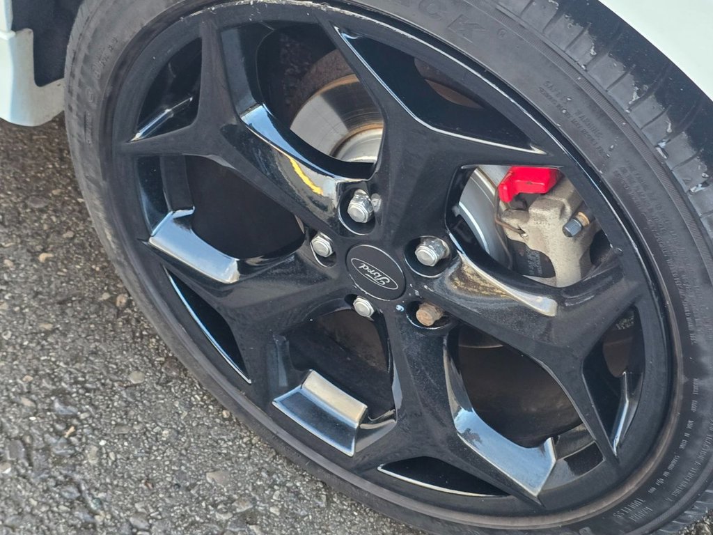 Used Ford Focus 2015 for sale - 76725069: Photo 8