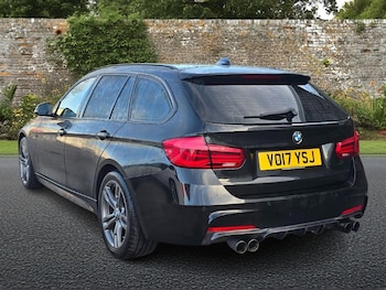 Used BMW 3 Series 2017 for sale - 76570616: Photo